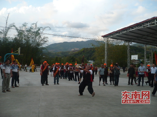 臺灣南投市鄒氏宗到華安尋根謁祖