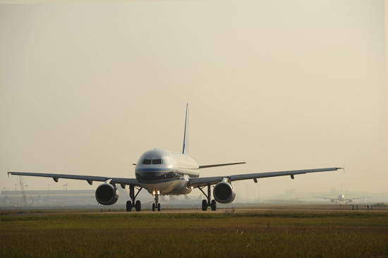 春運首日8.9萬航空旅客進出海南