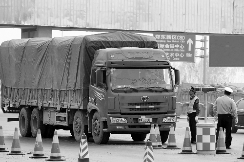 河南“治超”新規太溫柔引熱議