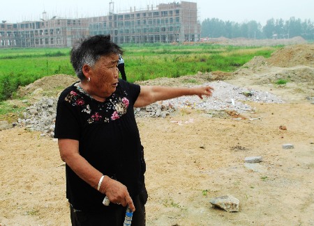 羅山借新農村建設建房牟利追蹤:違規未見管新地又被占