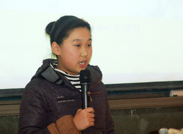 鄭州二七區(qū)外國語小學(xué)舉辦“21世紀(jì)杯”英語演講比賽