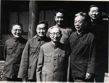 江牧岳與太行戰友