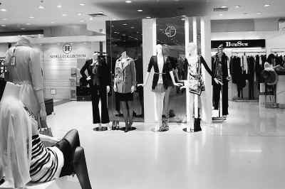 本土服裝偏愛“洋馬甲” 本色競爭有多難?