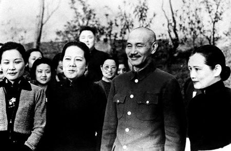 罕見！宋氏三姐妹少女時期合影