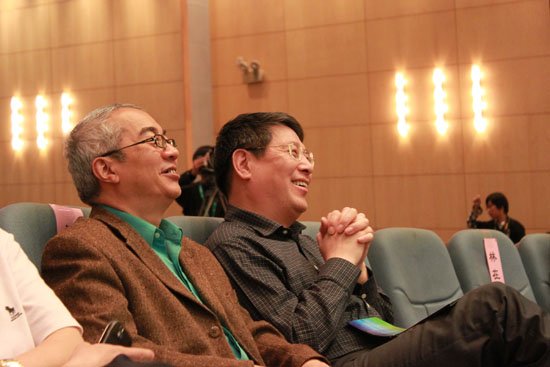 第四屆上海大學生電視節(jié)開幕 湖衛(wèi)成大學生最愛