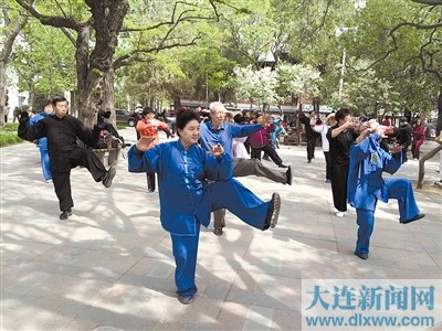 大連：“立夏”時(shí)節(jié)健身忙