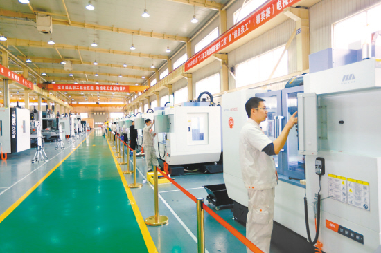 沈陽：超級(jí)技工電視技能大賽舉行（圖）
