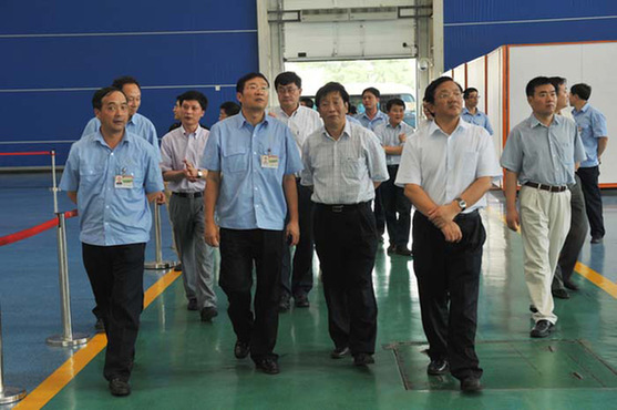 殲-15研制現(xiàn)場(chǎng)總指揮羅陽(yáng)殉職