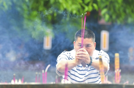 15次“高考最牛釘子戶”：我和范進(jìn)并沒有可比性