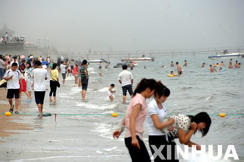山東蓬萊海濱消夏游進入旺季