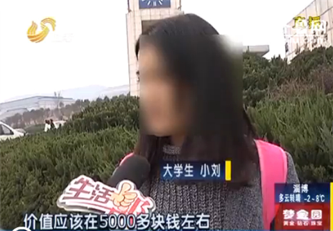 濟南：粗心大學生出租車上丟了包“一張照片”幫大忙