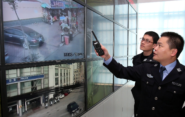 陸仁忠:治亂解難題 創一方平安