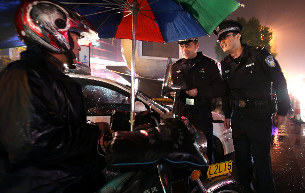 陳永強:傾力打造平安社區(qū)