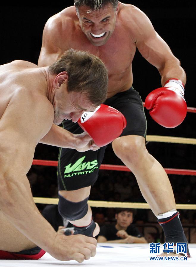 首屆國際綜合搏擊表演賽在滬舉行