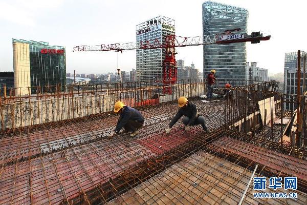 上海紐約大學主樓鋼結構工程封頂