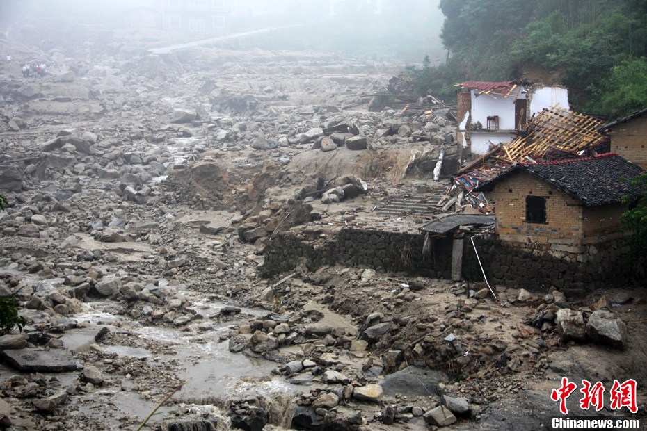 南方近日連遭強(qiáng)降雨 浙江發(fā)布首個(gè)暴雨黃色預(yù)警
