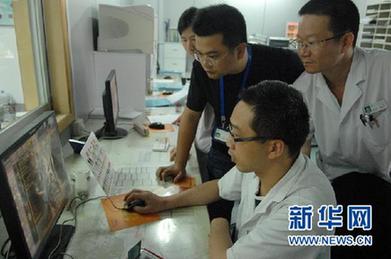 千方百計(jì)救治甬溫線事故傷者:1人1專家 1人1方案