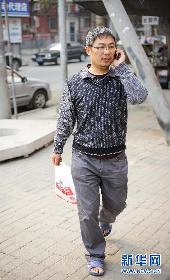 圖片故事：“愛(ài)說(shuō)謊”的父親