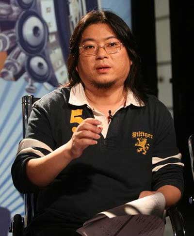 高曉松羅永浩微博對掐：中文爛學(xué)歷低