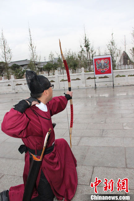 西安舉行重陽傳統敬老祝壽禮