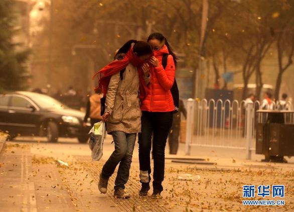 北方大部迎大風降溫雨雪天氣