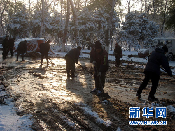 中國(guó)東北等地迎來強(qiáng)降雪 暴雪橙色預(yù)警發(fā)布