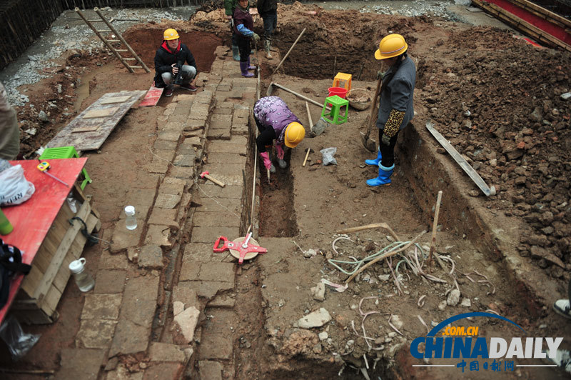 福州地鐵屏山站工地挖出西漢宮殿遺址 考古陷入兩難