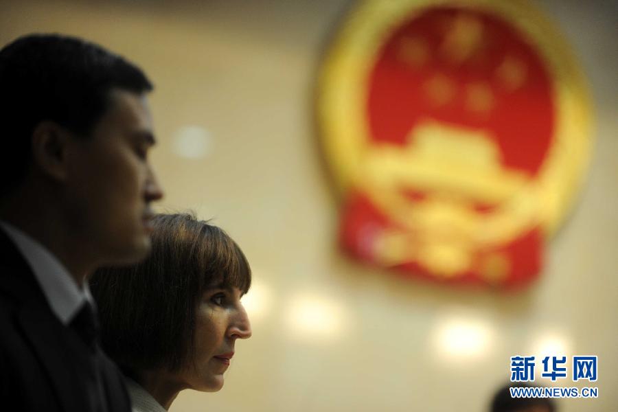 瘋狂英語創始人李陽離婚案宣判 法院發人身保護令