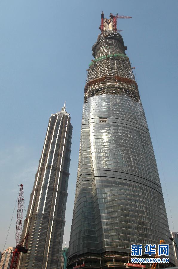 國內在建第一高樓“上海中心”突破500米