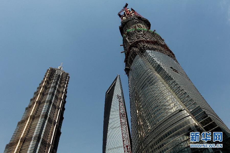 國內在建第一高樓“上海中心”突破500米