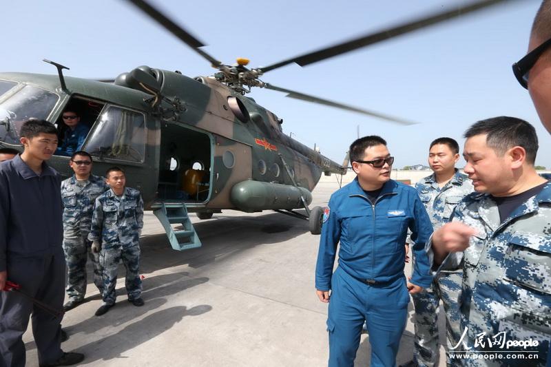 空軍馬曉天司令員飛赴四川指揮抗震救災(zāi)