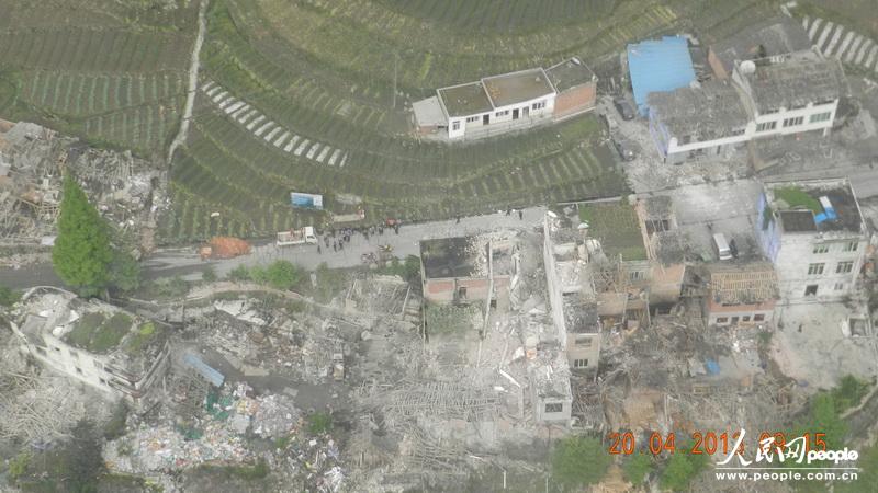 空軍馬曉天司令員飛赴四川指揮抗震救災(zāi)