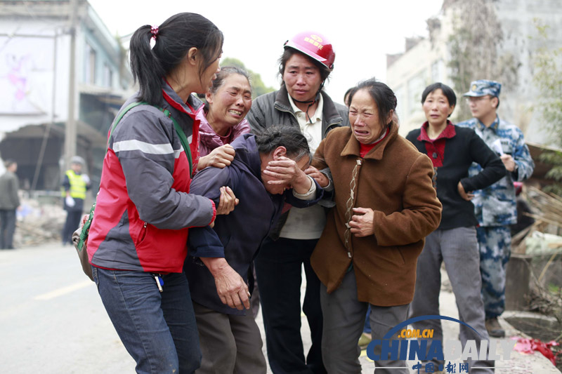 中國日報記者直擊地震重災區龍門鄉[組圖]