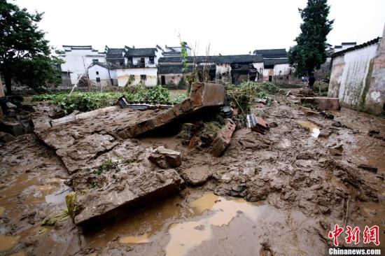 六月份暴雨已致中國(guó)79人遇難千萬(wàn)人受災(zāi)
