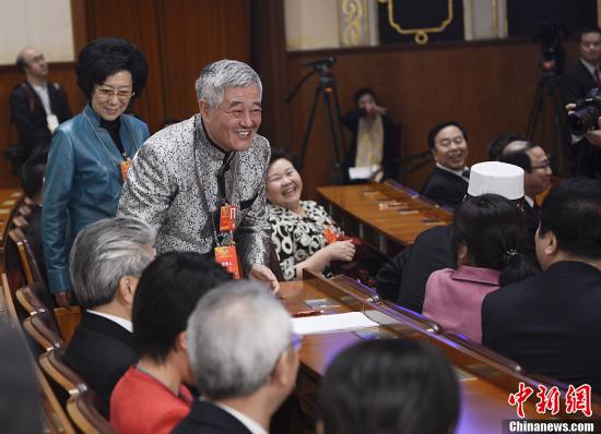 央視春晚今日公布導演名單 趙本山或出席發布會