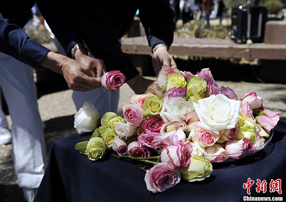 韓亞空難第7日 遇難者父母舊金山哀悼