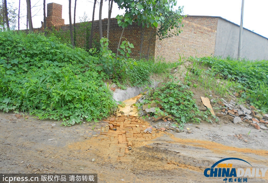 河北：村民舉報企業排污 環保副局長拍案“滾出去”