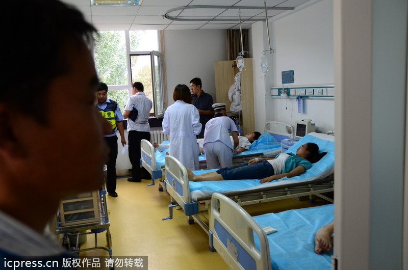 蘭州一客車發(fā)生側(cè)翻 致5死14傷