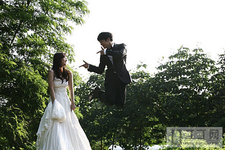 《我們結(jié)婚了》婚紗照盤(pán)點(diǎn) 維尼鬼澤最養(yǎng)眼