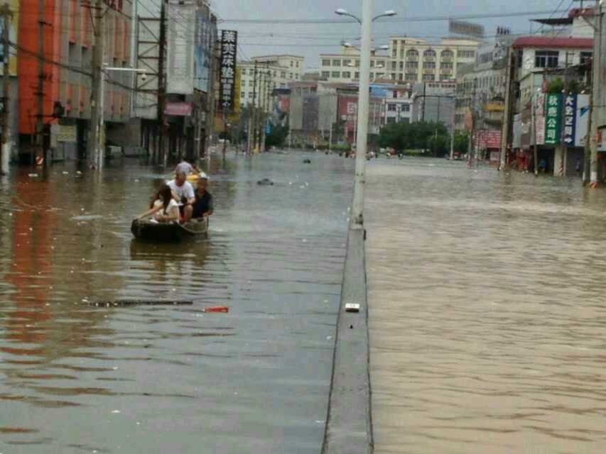 高清：航拍廣東洪水重災區龍窩鎮