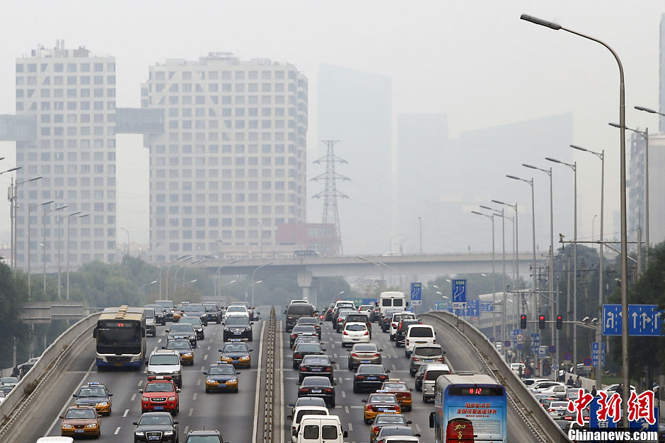 北京發布空氣重污染應急預案 紅色預警時車輛單雙號限行