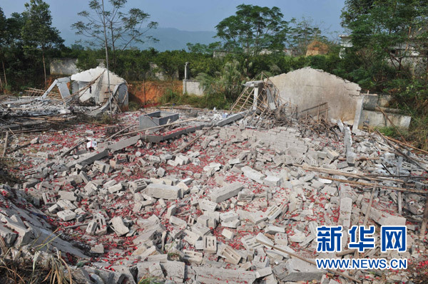 廣西岑溪爆炸事故已致11人死亡 炮竹廠2名負(fù)責(zé)人已被控制