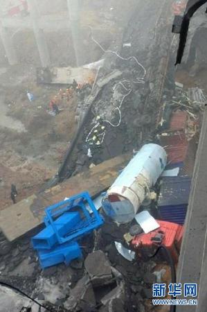 河南連霍大橋垮塌致10死 9個月未公布處理結(jié)果