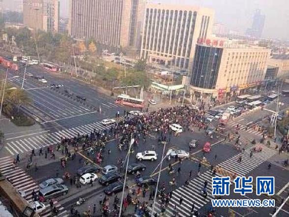 太原迎澤大街山西省委附近爆炸致1死1重傷7輕傷