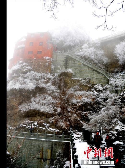全國多地迎來2014年第一場降雪