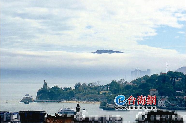 鼓浪嶼上空現海市蜃樓 專家：疑是平流霧造成錯覺