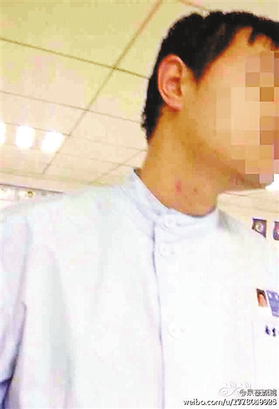 南京一干部夫婦不滿醫(yī)院混住安排打傷護士 院方稱緊急時男女病患可混住