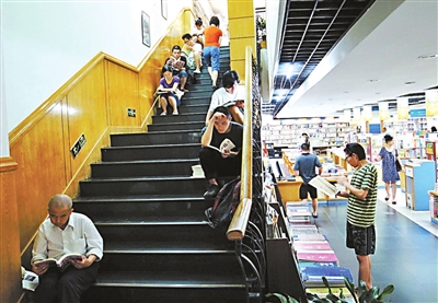 三聯書店試行24小時營業