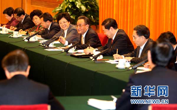 吳邦國參加安徽代表團(tuán)審議