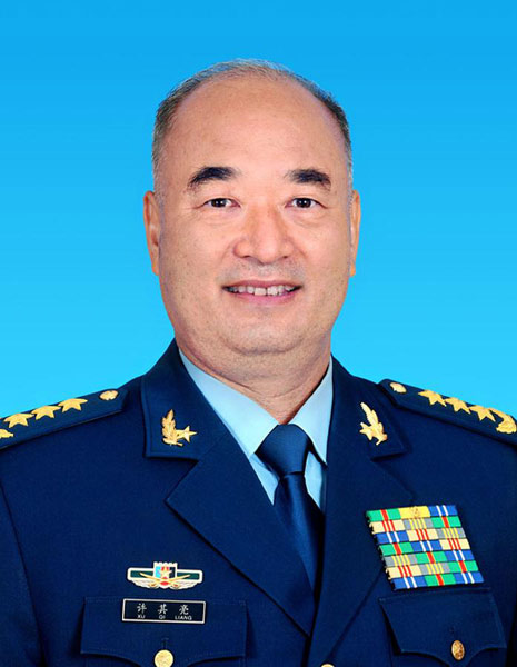 十七屆七中全會(huì)決定增補(bǔ)范長龍?jiān)S其亮為中央軍委副主席